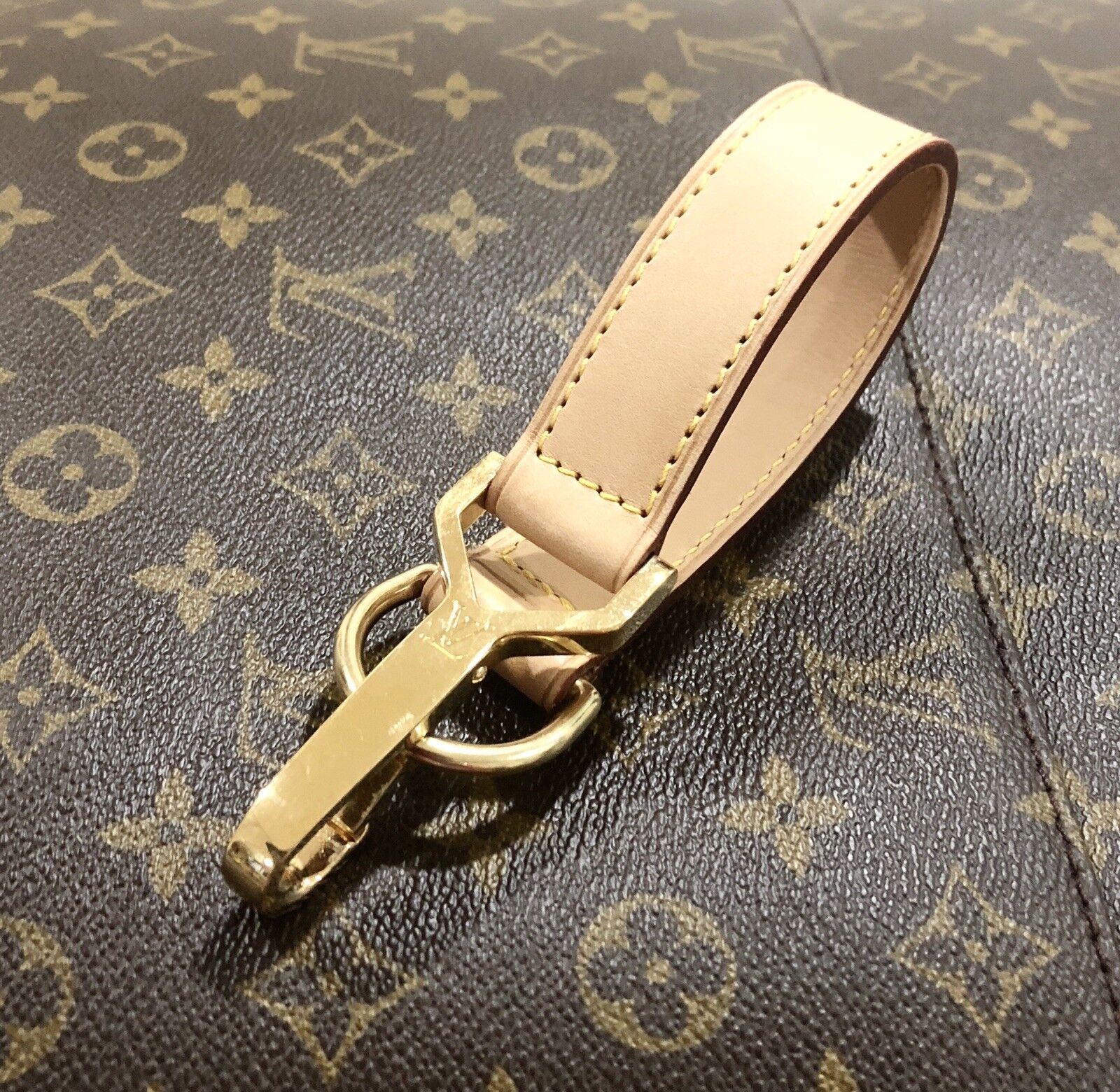 Authentic Louis Vuitton Leather Strap for Pegase ONE PIECE 🎀