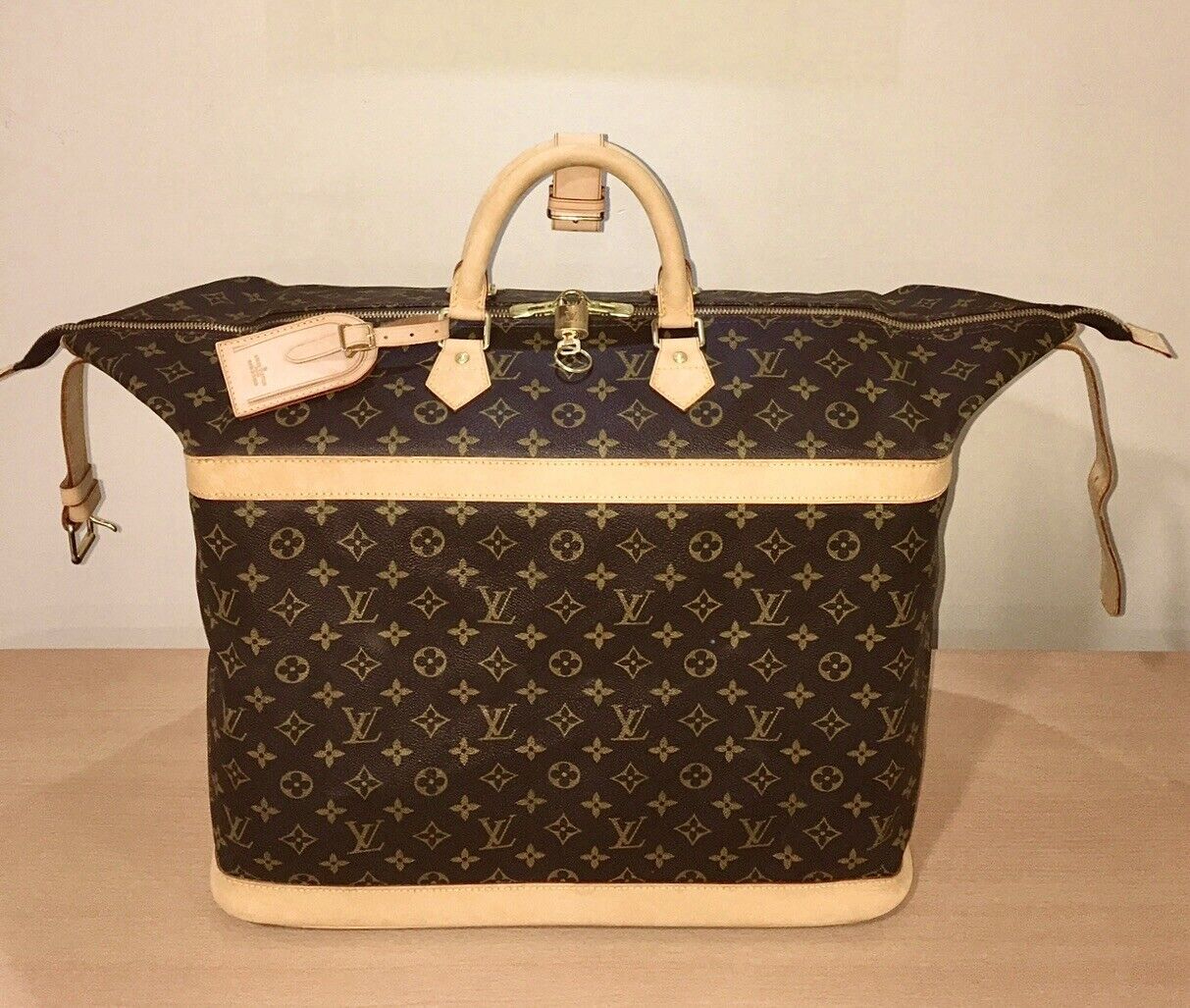 Louis Vuitton Cruiser Tote Monogram Bag w/Dust Cover Tag Lock Strap COA