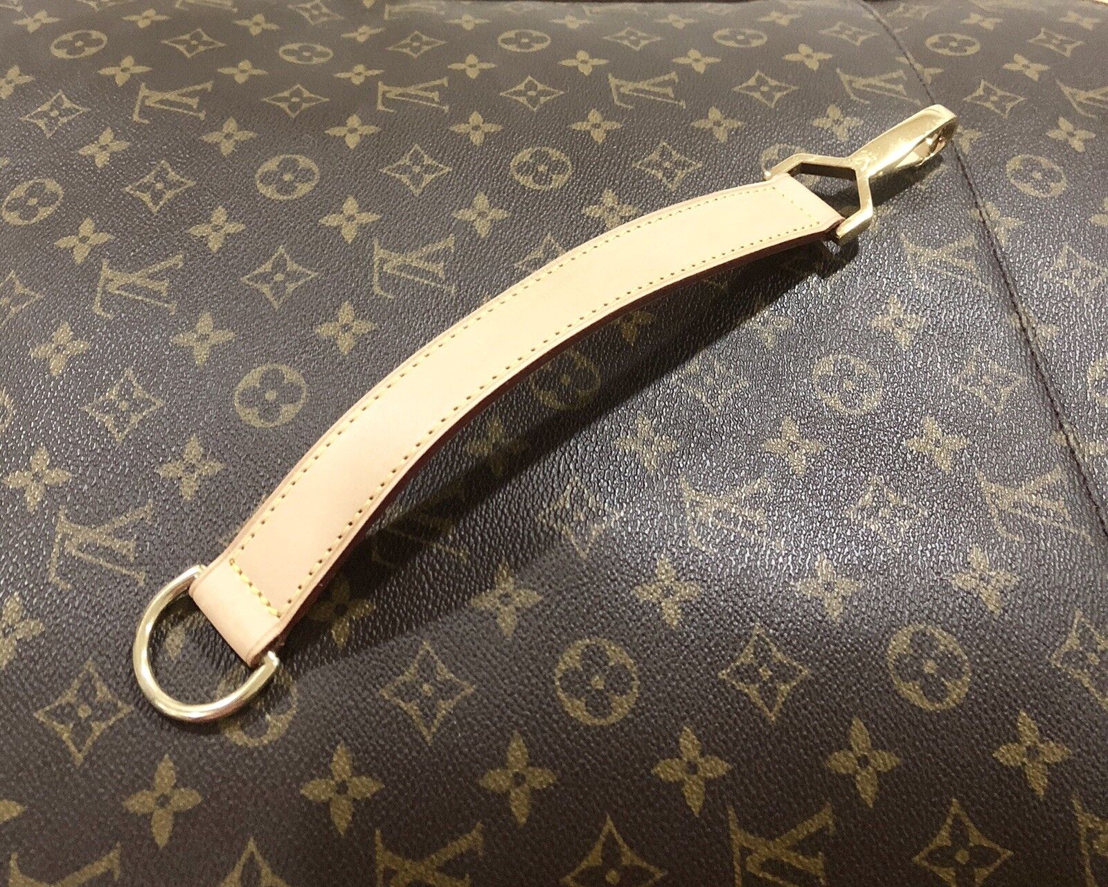 Authentic Louis Vuitton Leather Strap for Pegase ONE PIECE 🎀