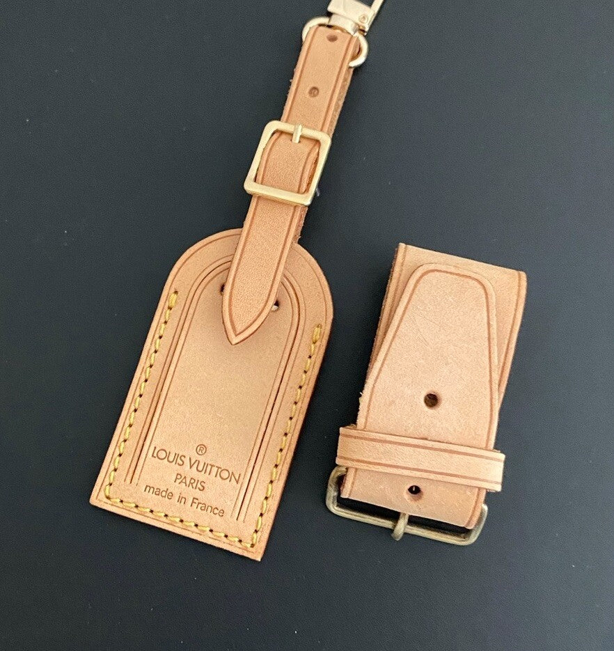 Louis Vuitton Name Tag w/ Strap Small Beige Leather France - 1 Set
