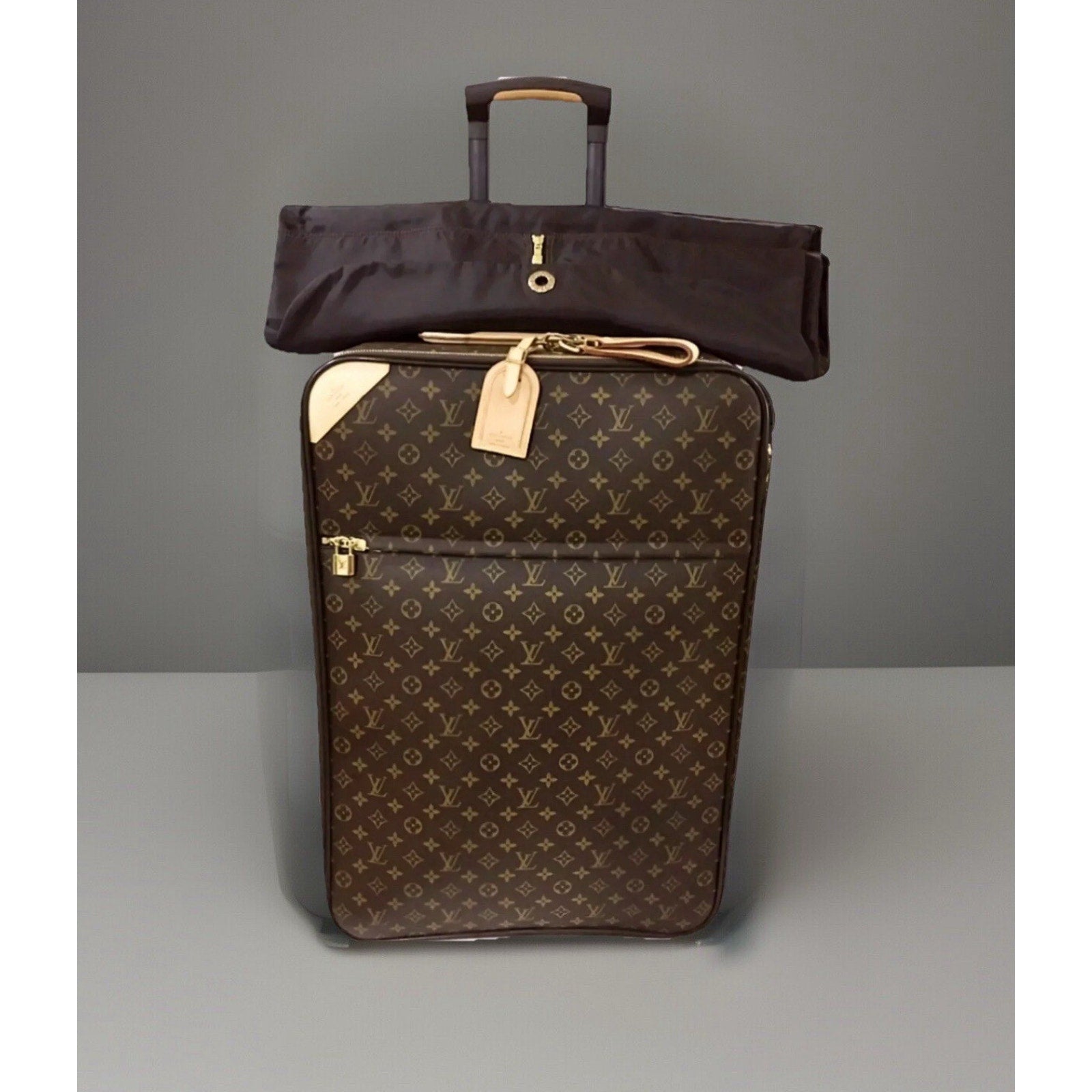 Louis Vuitton Pegase Monogram Suitcase Rolling Luggage Bag UEC