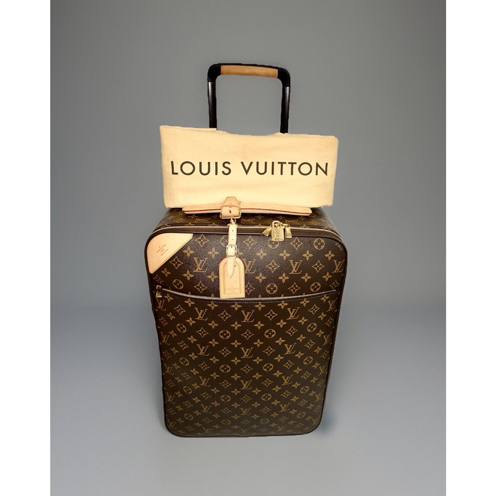 Authentic Louis Vuitton Pegase Suitcase Legere Monogram Bag Carry on w/ COA