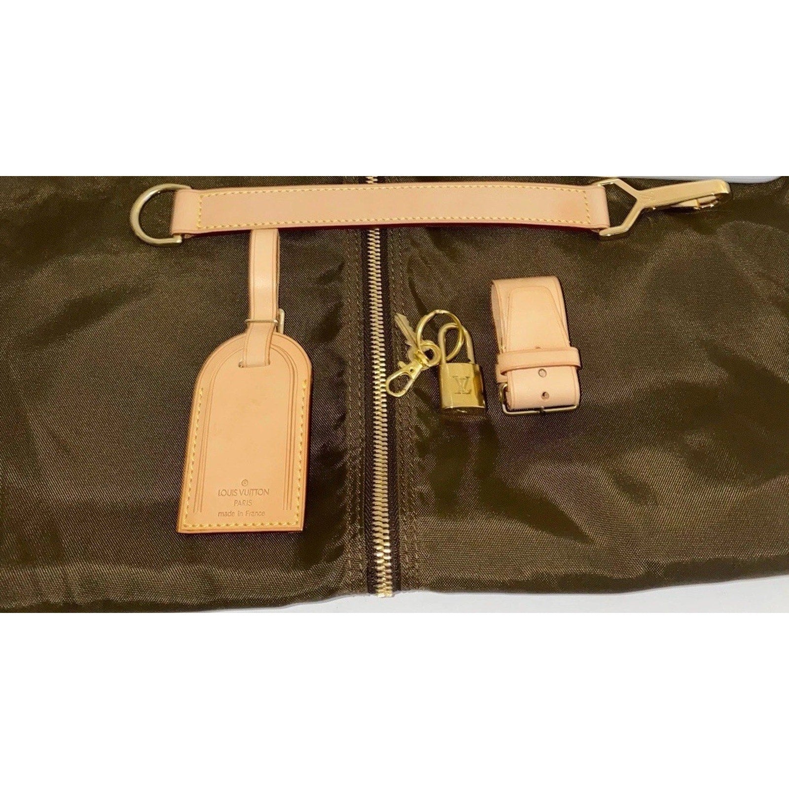 Louis Vuitton Pegase 55 Classic Rolling Suitcase w/Dust-bag COA Tag - Upright