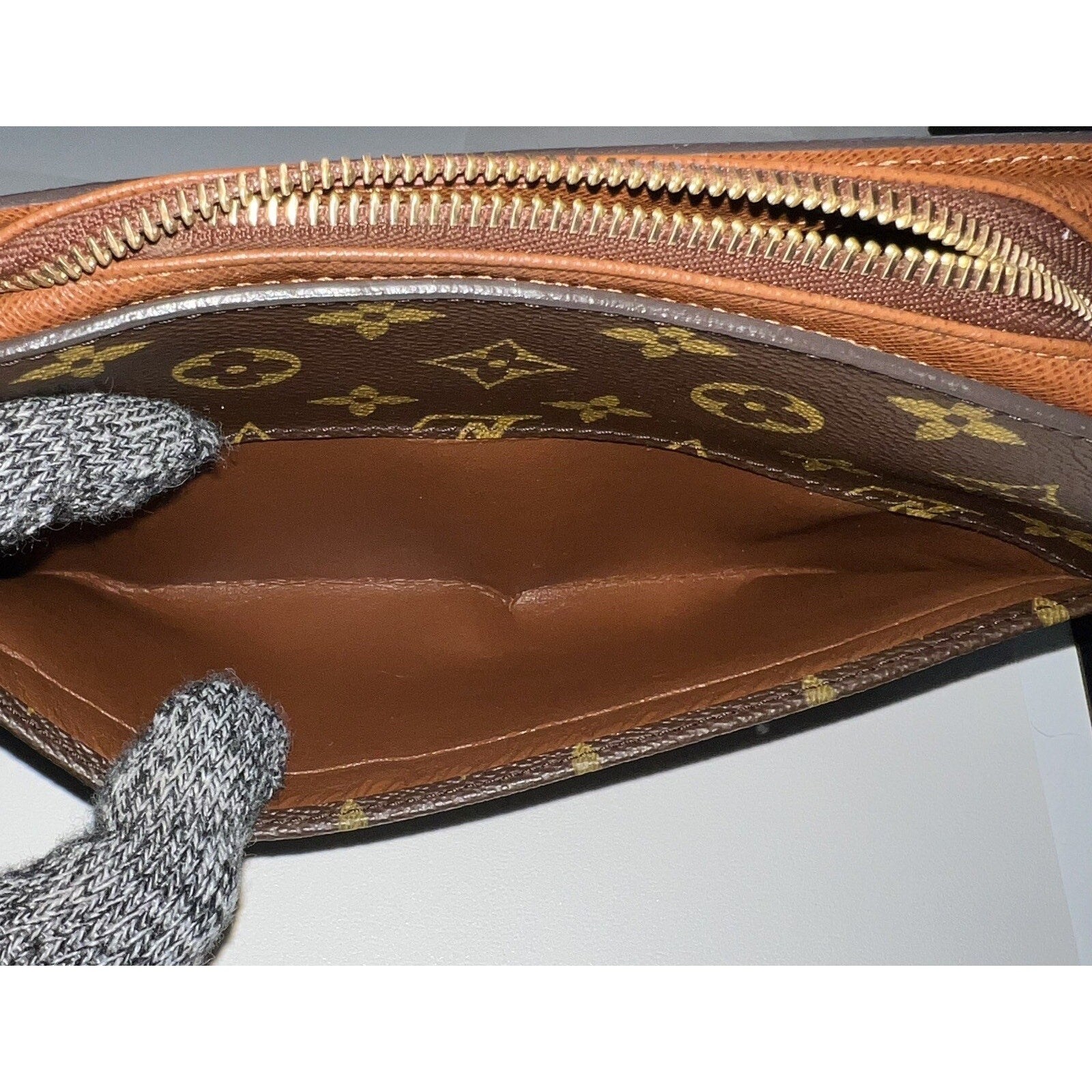 Louis Vuitton Orsay Clutch Bag Wristlet Excellent w/ Coa Dust bag & Strap