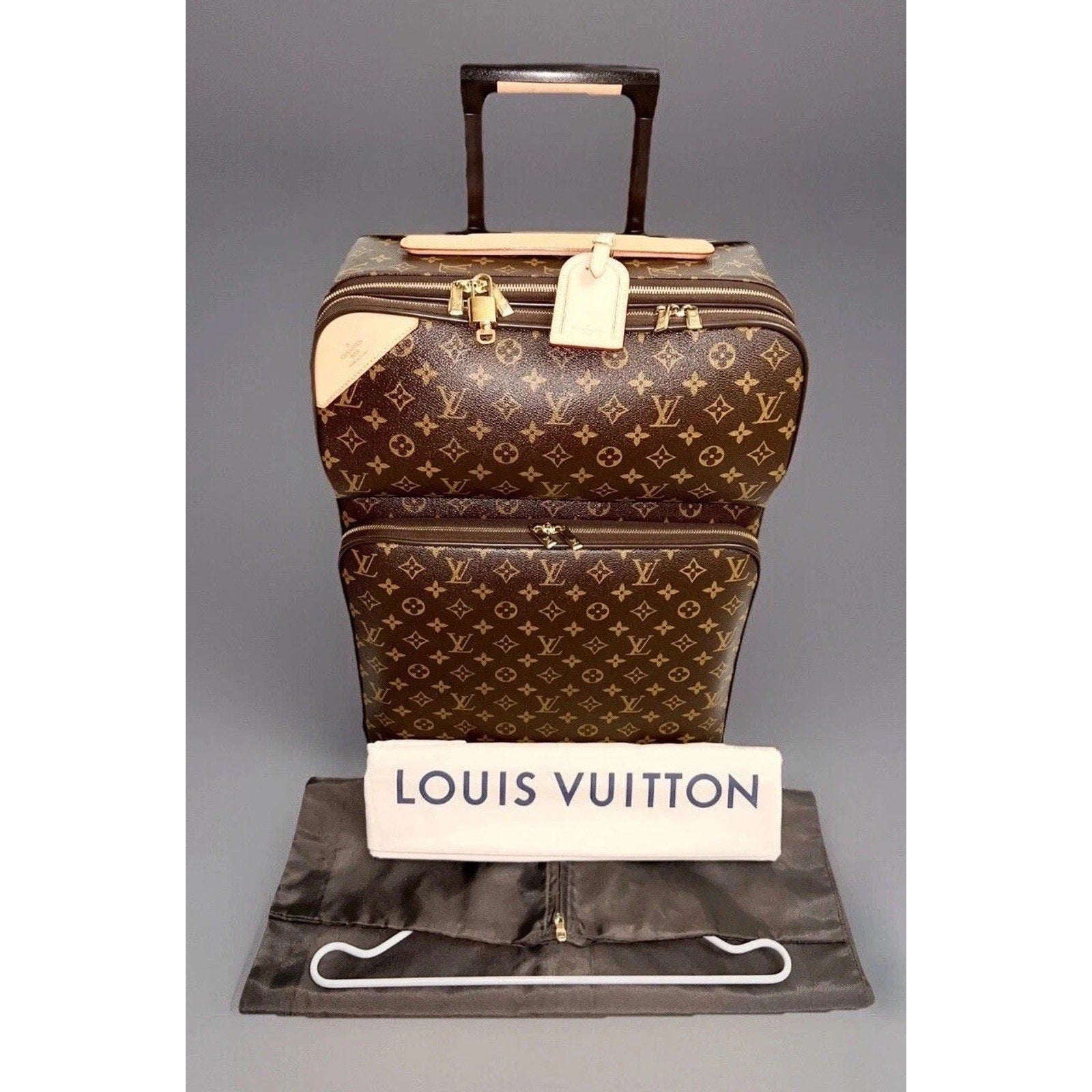 Louis Vuitton Pegase Business Suitcase Bag w/ Coa Travel N Style