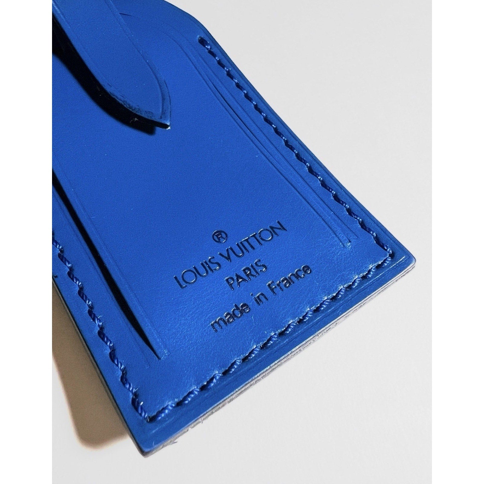 Louis Vuitton Blue Leather Tag Goldtone Buckle Large France Toledo