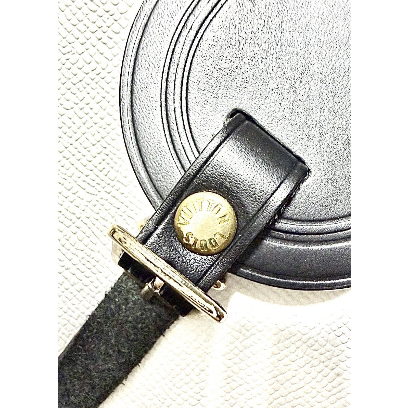 Louis Vuitton Paris Name Tag w/ SM Red Initials Christmas Holly Berrie