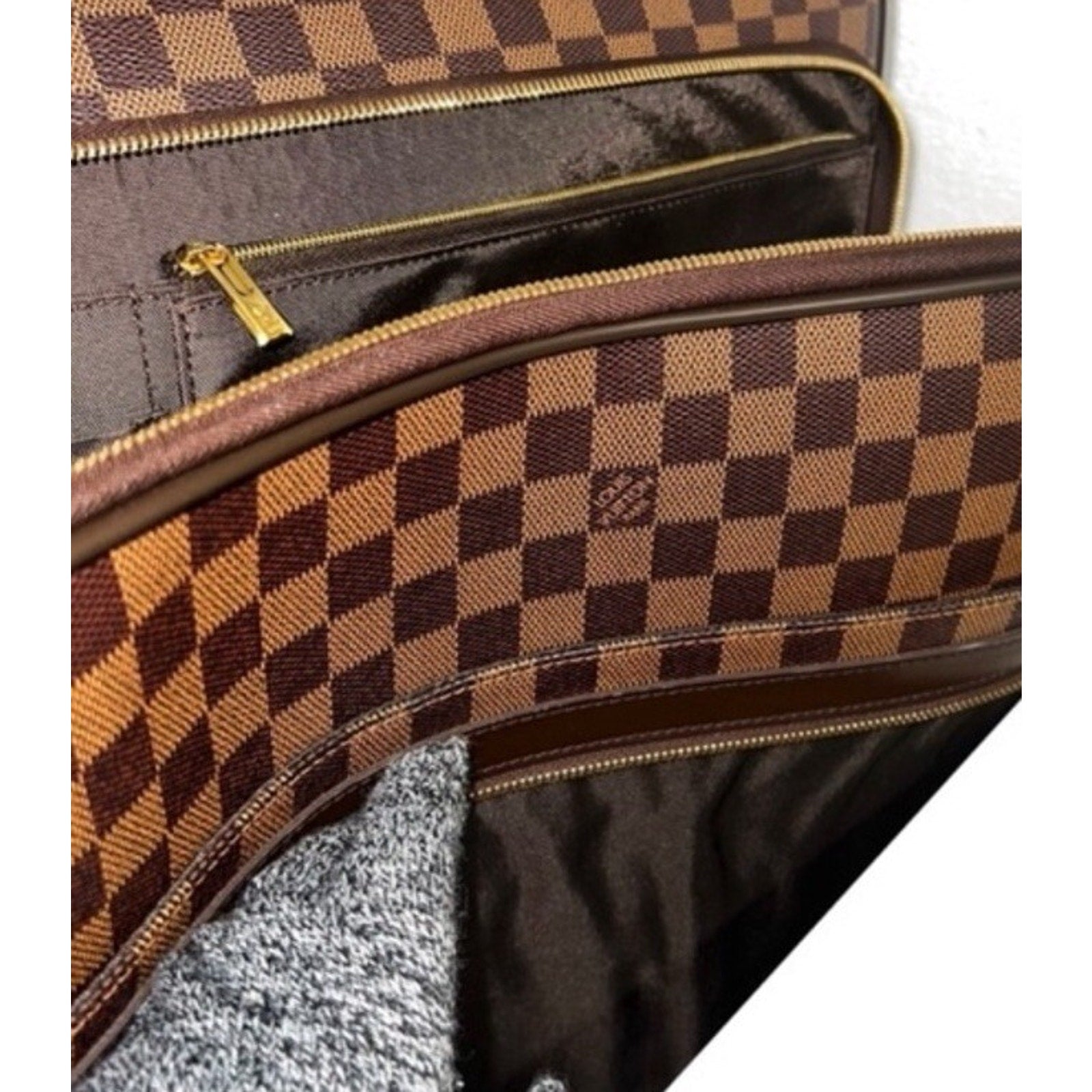 Louis Vuitton Pegase Business Suitcase Damier Ebene w/ Dustbag Strap Garment Bag