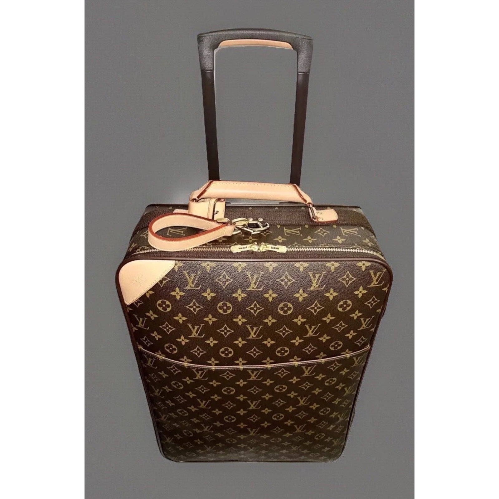 Louis Vuitton Pegase Vintage Rolling Carryon Suitcase Bag w/ COA Dust-bag