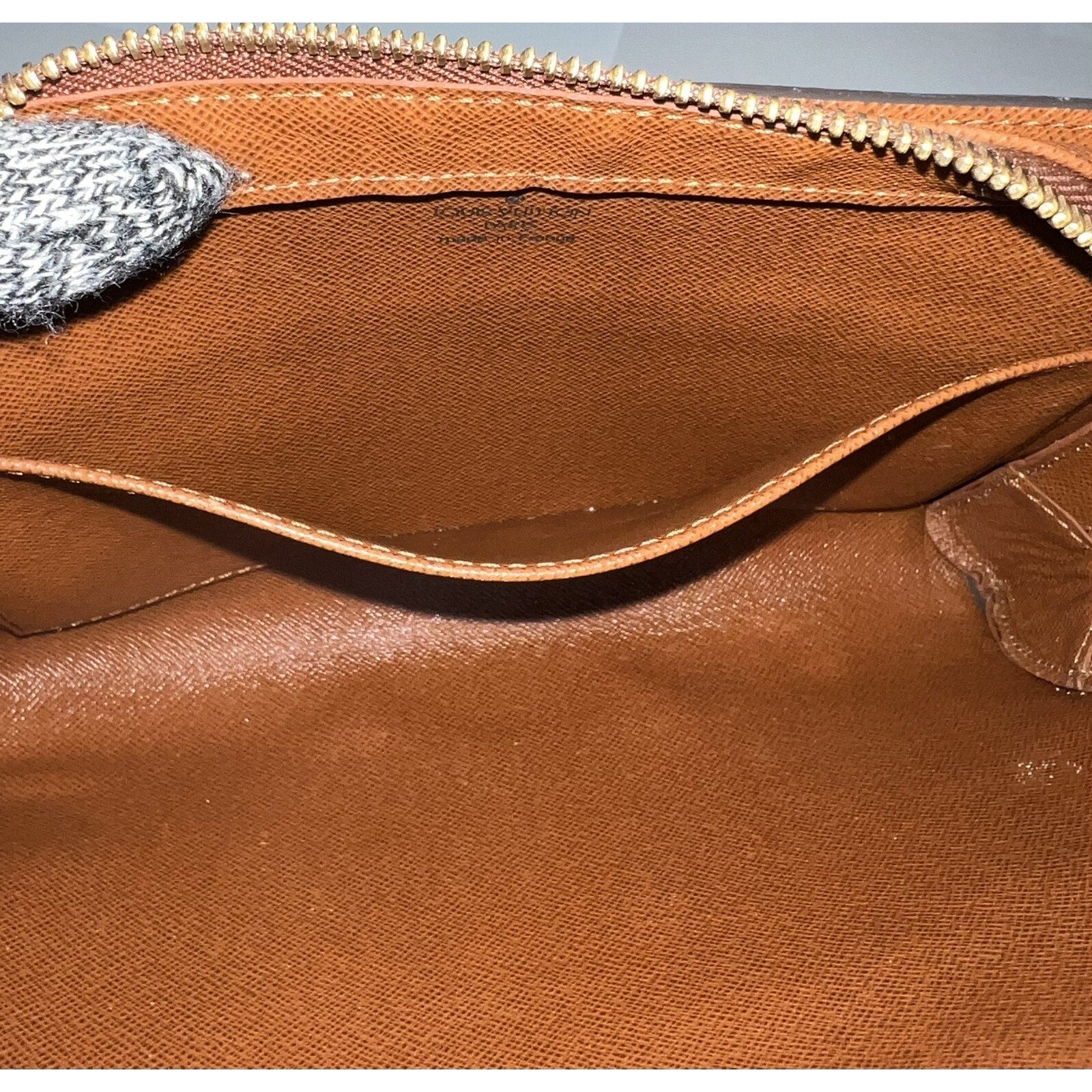 Louis Vuitton Orsay Clutch Bag Wristlet Excellent w/ Coa Dust bag & Strap