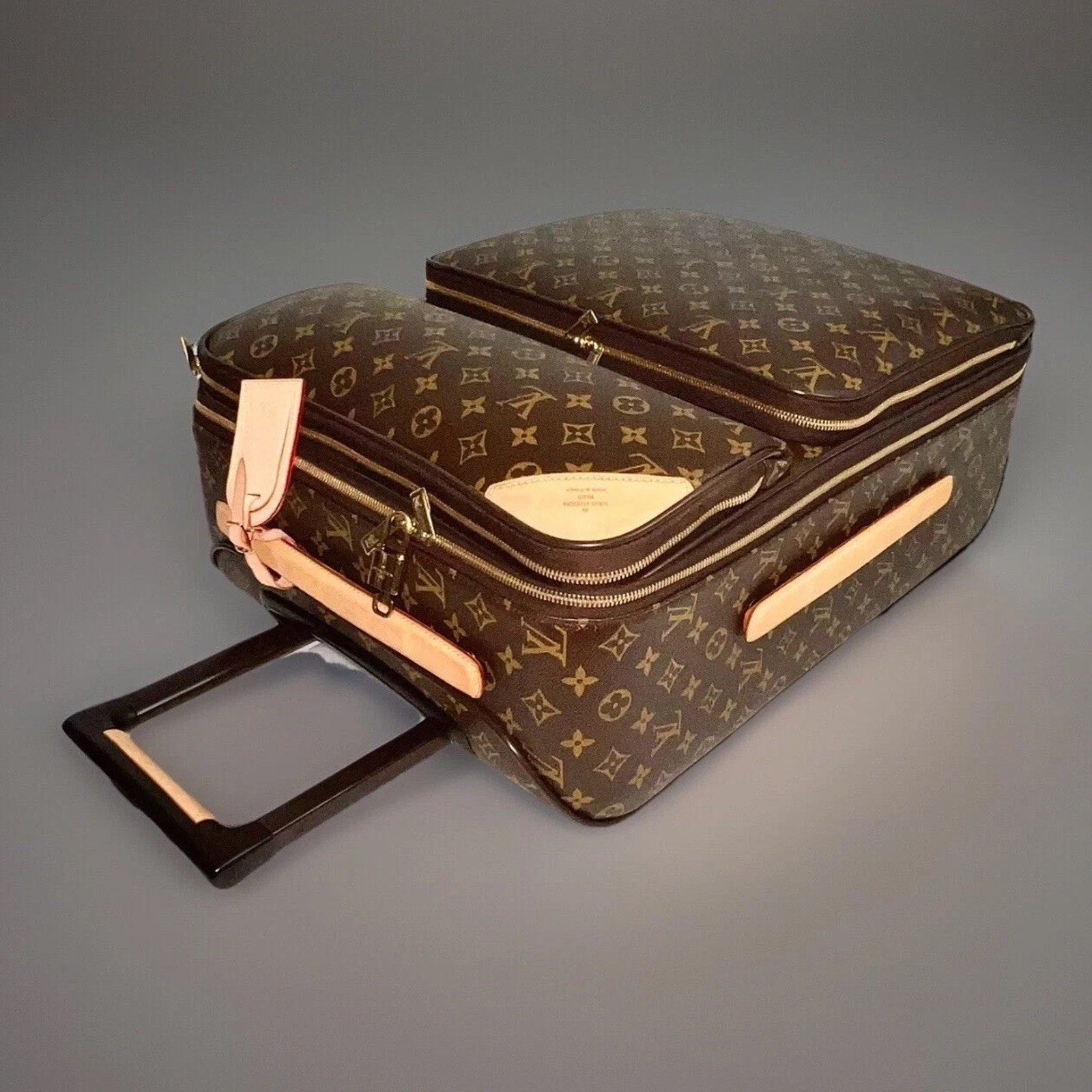 Louis Vuitton Monogram Pegase Business Suitcase Bag Rolling Carry w/ Dust-bag
