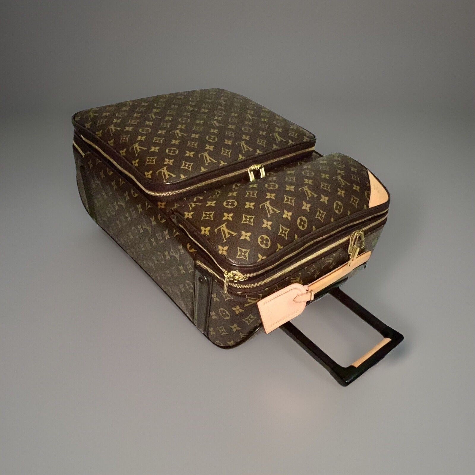 Louis Vuitton Pegase Business Suitcase Bag w/ Coa Travel N Style