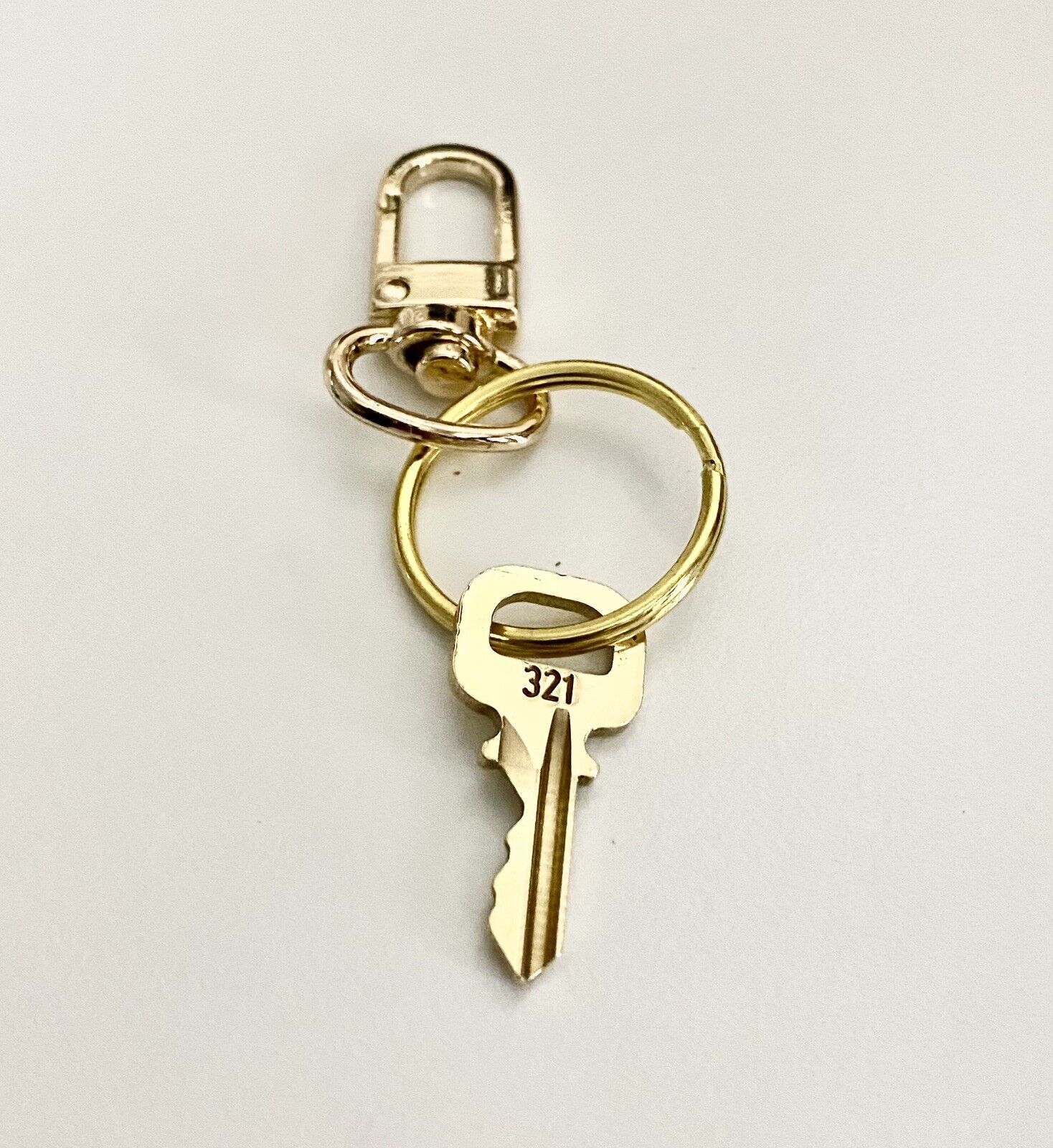 Louis Vuitton Key # 320 Brass Goldtone Polished w/ Generic Swivel ⭐️