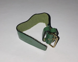 Louis Vuitton Green Leather Loop Strap  Poignet w/Goldtone Metal France 🇫🇷