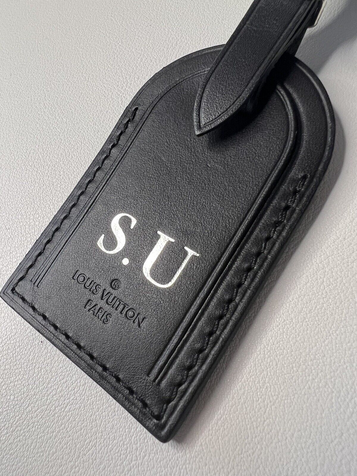 Louis Vuitton Name Tag w/ SU Initials Large Black Leather Silvertone Buckle